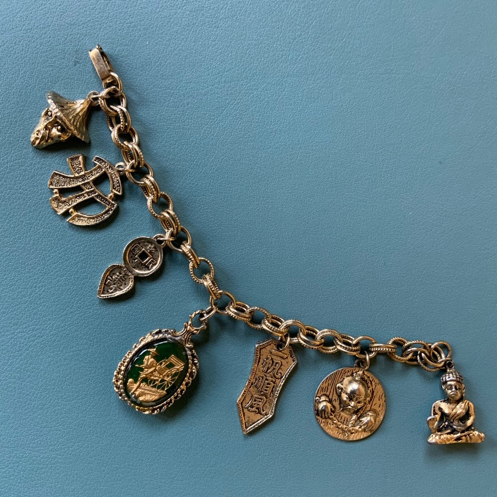 Vintage 1950s Travel Theme Charm Bracelet with 7 Asian Motif Charms
